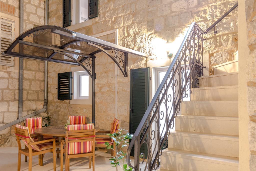 Apartments And Rooms Villa Erede Split Exterior photo