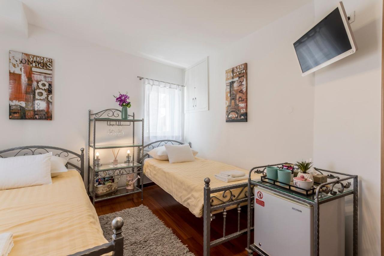 Apartments And Rooms Villa Erede Split Exterior photo